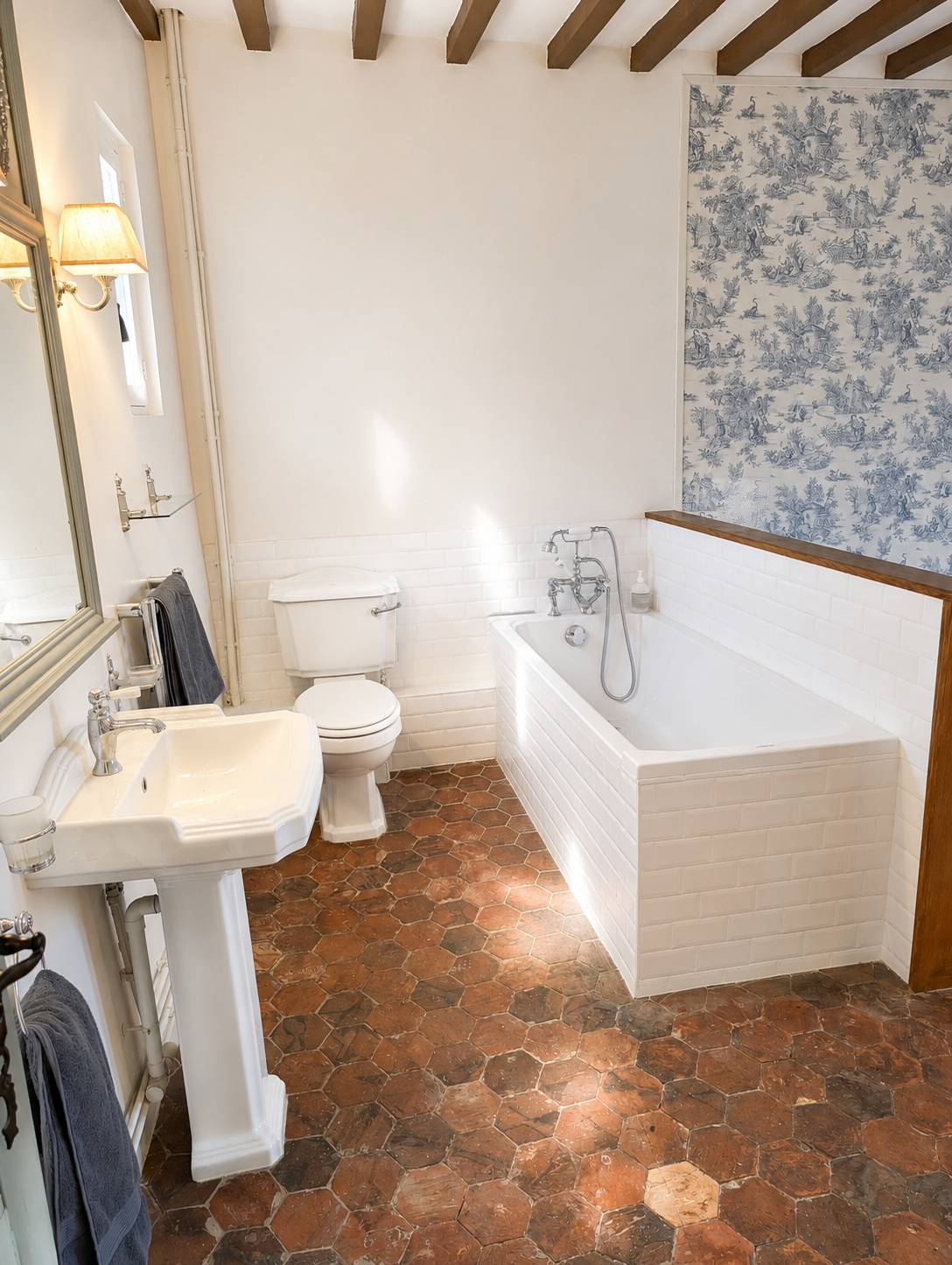 L'Heure Bleue – Salle de bain – Clofouger à Gerberoy
